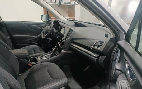Subaru Forester, 2018 год, 2 490 000 рублей, 4 фотография