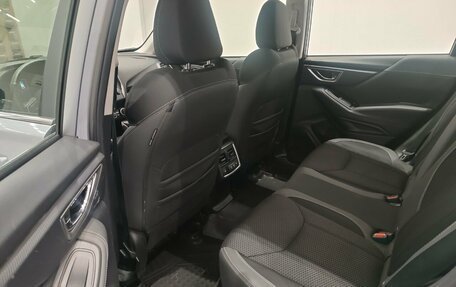 Subaru Forester, 2018 год, 2 490 000 рублей, 11 фотография