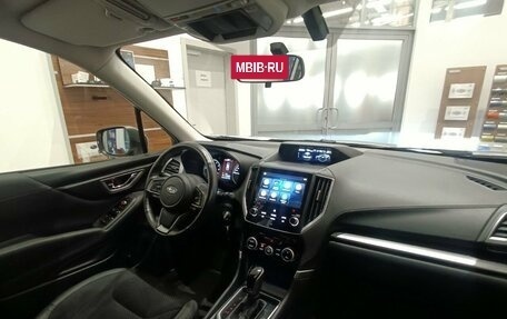 Subaru Forester, 2018 год, 2 490 000 рублей, 6 фотография