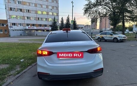 Hyundai Solaris II рестайлинг, 2017 год, 670 000 рублей, 5 фотография