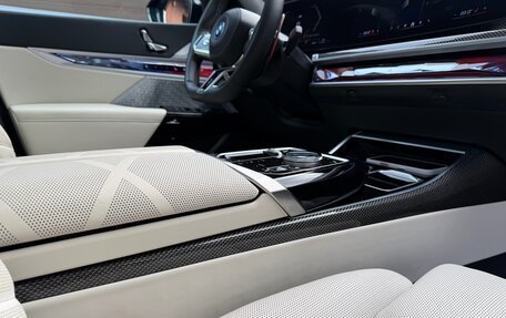 BMW 7 серия, 2023 год, 11 000 000 рублей, 13 фотография