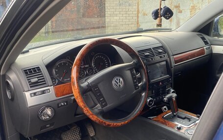 Volkswagen Touareg III, 2003 год, 750 000 рублей, 6 фотография