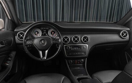 Mercedes-Benz A-Класс, 2013 год, 1 729 000 рублей, 10 фотография