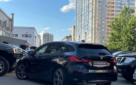 BMW 1 серия, 2019 год, 2 499 000 рублей, 4 фотография