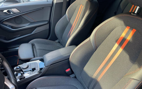 BMW 1 серия, 2019 год, 2 499 000 рублей, 13 фотография
