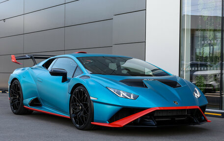 Lamborghini Huracán, 2022 год, 31 000 000 рублей, 4 фотография