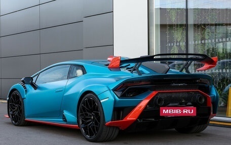 Lamborghini Huracán, 2022 год, 31 000 000 рублей, 9 фотография