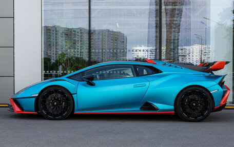 Lamborghini Huracán, 2022 год, 31 000 000 рублей, 10 фотография