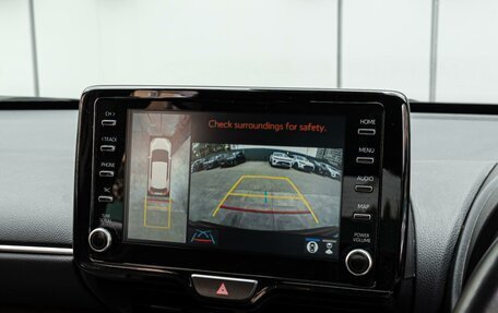 Toyota Yaris Cross, 2021 год, 2 830 000 рублей, 13 фотография