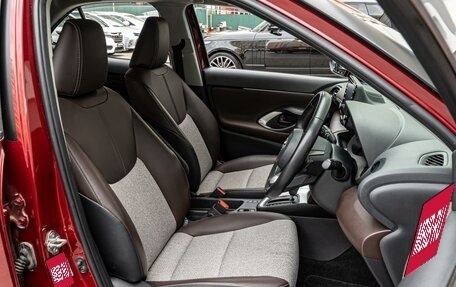 Toyota Yaris Cross, 2021 год, 2 830 000 рублей, 10 фотография