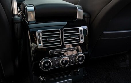 Land Rover Range Rover IV рестайлинг, 2016 год, 3 350 000 рублей, 26 фотография