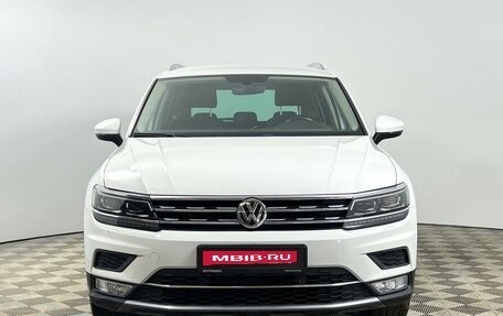 Volkswagen Tiguan II, 2017 год, 1 987 200 рублей, 3 фотография