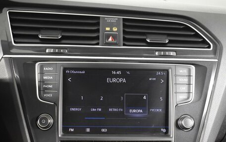 Volkswagen Tiguan II, 2017 год, 1 987 200 рублей, 18 фотография
