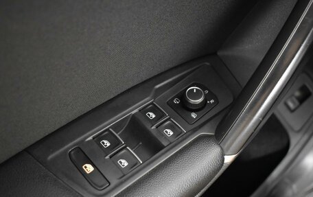 Volkswagen Tiguan II, 2017 год, 1 987 200 рублей, 20 фотография
