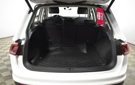 Volkswagen Tiguan II, 2017 год, 1 987 200 рублей, 23 фотография