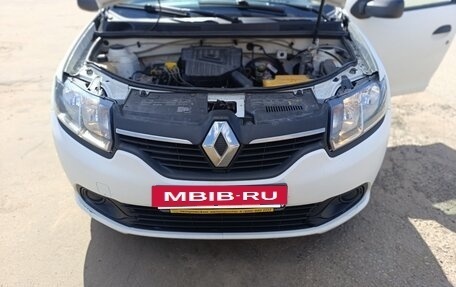 Renault Logan II, 2015 год, 520 000 рублей, 6 фотография