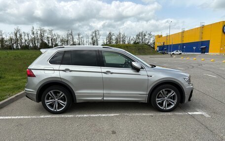 Volkswagen Tiguan II, 2019 год, 3 400 000 рублей, 4 фотография