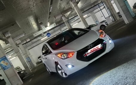 Hyundai Avante, 2011 год, 890 000 рублей, 8 фотография