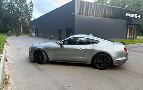 Ford Mustang VI рестайлинг, 2022 год, 3 550 000 рублей, 6 фотография