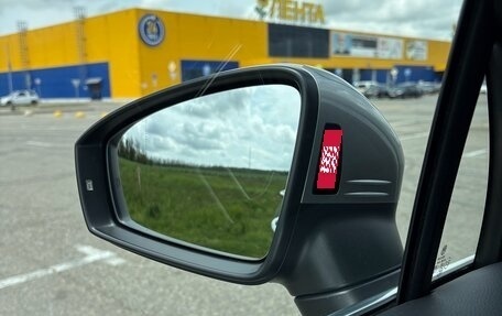 Volkswagen Tiguan II, 2019 год, 3 400 000 рублей, 7 фотография