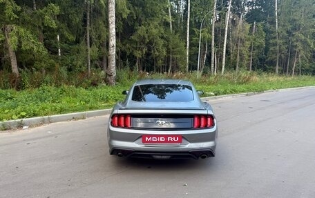 Ford Mustang VI рестайлинг, 2022 год, 3 550 000 рублей, 8 фотография
