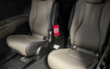 KIA Carnival, 2025 год, 6 900 000 рублей, 13 фотография