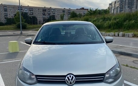 Volkswagen Polo VI (EU Market), 2011 год, 500 000 рублей, 1 фотография