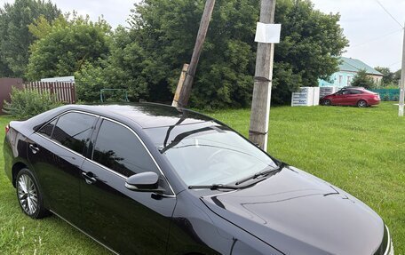 Toyota Camry, 2014 год, 2 100 000 рублей, 3 фотография