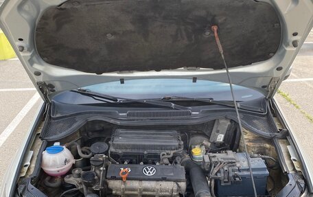 Volkswagen Polo VI (EU Market), 2011 год, 500 000 рублей, 7 фотография