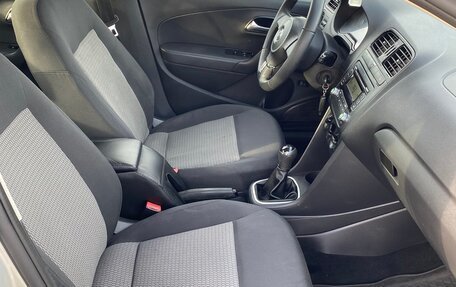 Volkswagen Polo VI (EU Market), 2011 год, 500 000 рублей, 11 фотография