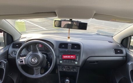 Volkswagen Polo VI (EU Market), 2011 год, 500 000 рублей, 8 фотография