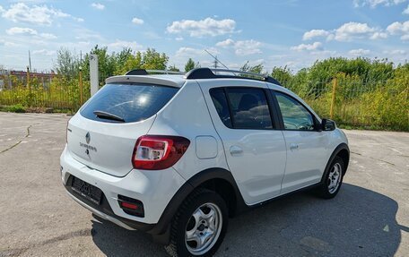 Renault Sandero II рестайлинг, 2018 год, 1 149 000 рублей, 2 фотография