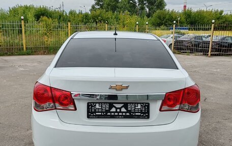 Chevrolet Cruze II, 2010 год, 799 000 рублей, 6 фотография