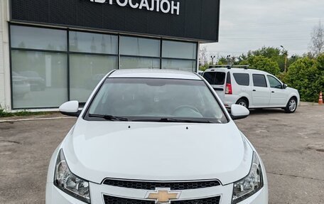 Chevrolet Cruze II, 2010 год, 799 000 рублей, 5 фотография