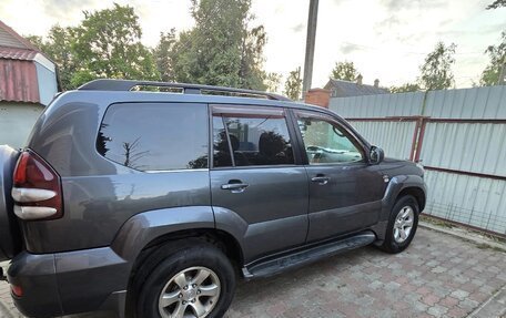 Toyota Land Cruiser Prado 120 рестайлинг, 2003 год, 1 650 000 рублей, 2 фотография