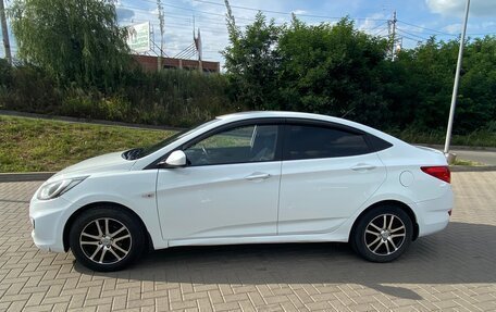 Hyundai Solaris II рестайлинг, 2013 год, 850 000 рублей, 5 фотография