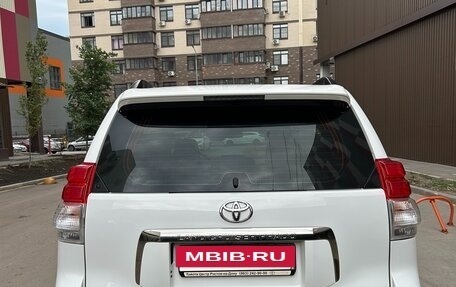 Toyota Land Cruiser Prado 150 рестайлинг 2, 2011 год, 2 450 000 рублей, 6 фотография