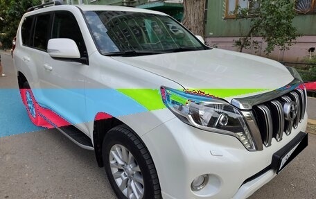 Toyota Land Cruiser Prado 150 рестайлинг 2, 2015 год, 3 000 000 рублей, 1 фотография