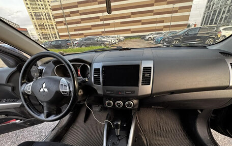 Mitsubishi Outlander III рестайлинг 3, 2008 год, 650 000 рублей, 7 фотография