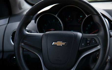 Chevrolet Cruze II, 2009 год, 818 000 рублей, 13 фотография