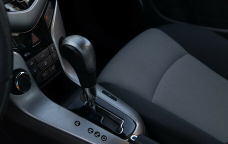 Chevrolet Cruze II, 2009 год, 818 000 рублей, 16 фотография