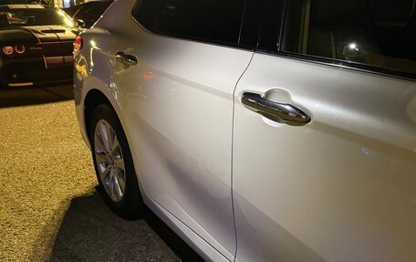 Toyota Camry, 2019 год, 2 650 000 рублей, 13 фотография