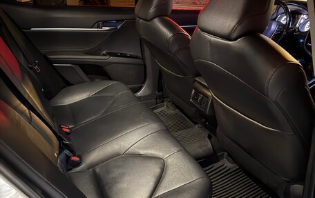 Toyota Camry, 2019 год, 2 650 000 рублей, 20 фотография