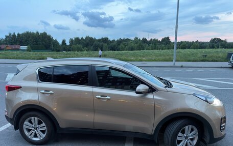 KIA Sportage IV рестайлинг, 2018 год, 1 950 000 рублей, 3 фотография