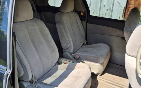 Toyota Estima III рестайлинг -2, 2007 год, 400 000 рублей, 7 фотография