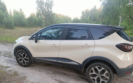 Renault Kaptur I рестайлинг, 2017 год, 1 900 000 рублей, 5 фотография