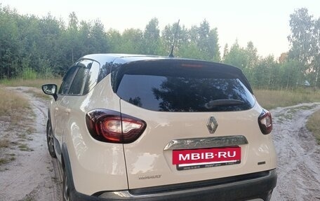 Renault Kaptur I рестайлинг, 2017 год, 1 900 000 рублей, 8 фотография