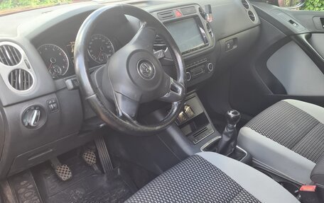 Volkswagen Tiguan I, 2010 год, 600 000 рублей, 11 фотография