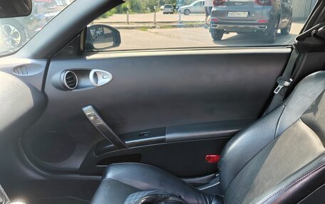 Nissan 350Z, 2004 год, 2 050 000 рублей, 11 фотография