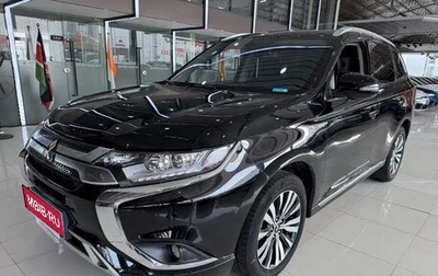 Mitsubishi Outlander III рестайлинг 3, 2021 год, 1 910 099 рублей, 1 фотография